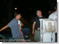 Esti besz&eacute;lget&eacute;s